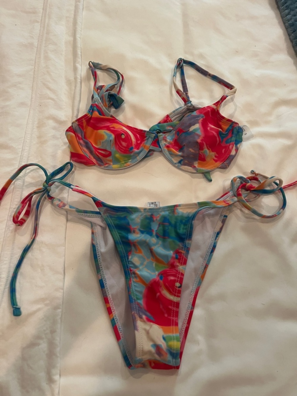 Colorful Swirl Tie-String Bikini - Multicolor